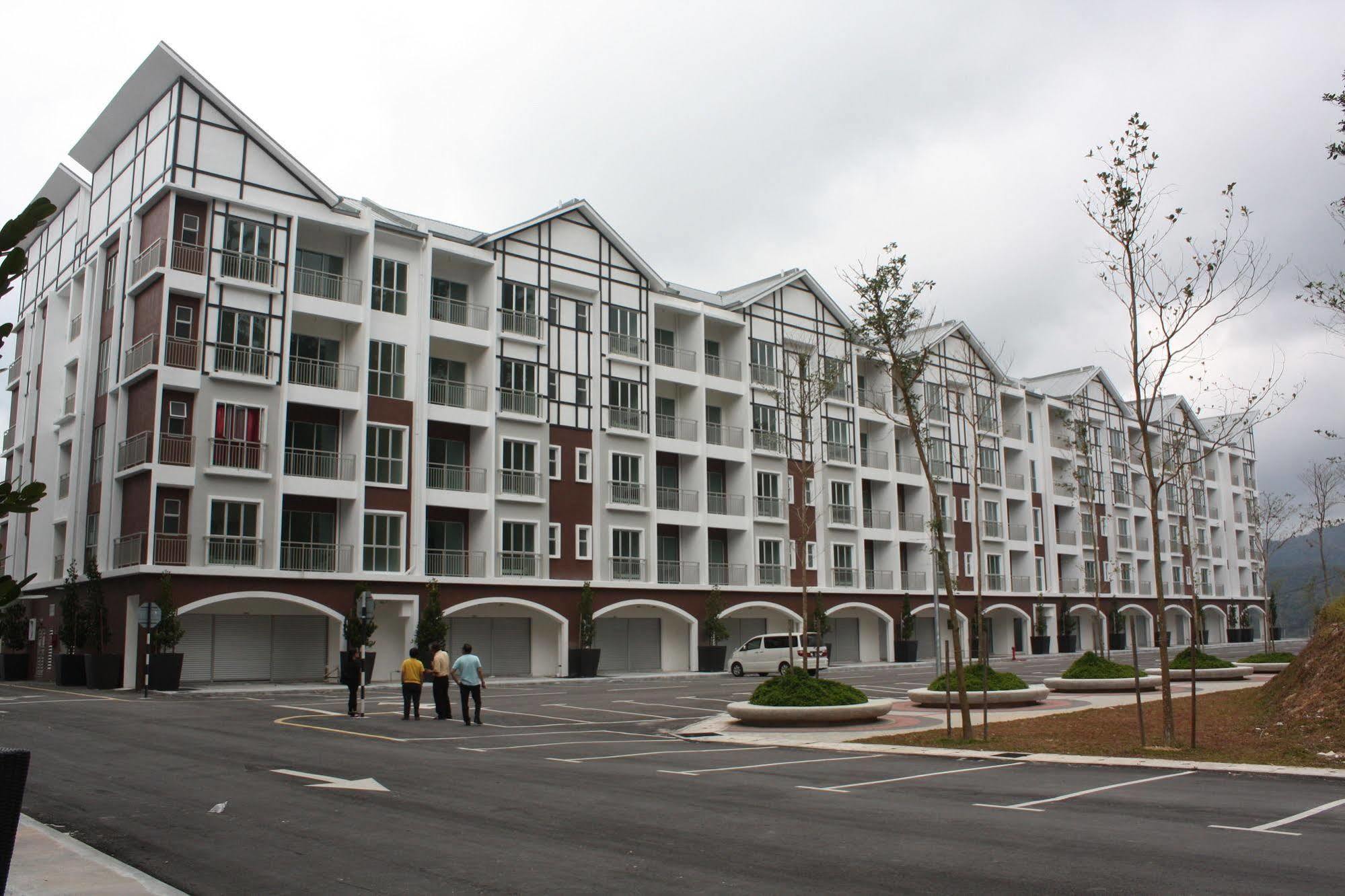 Cameron Golden Hills Resort Танах-Рата Экстерьер фото